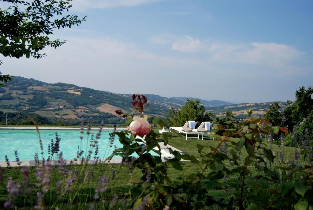 Villa Il Colombarone Rustigazzo Exterior foto